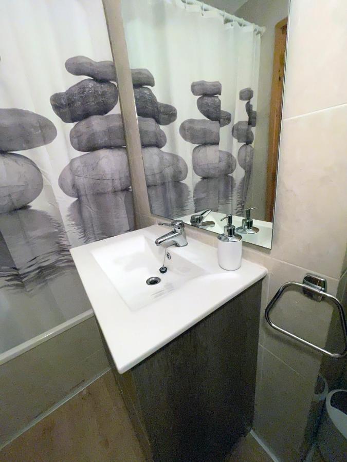 Apartaments Albinana Llavorsí Buitenkant foto