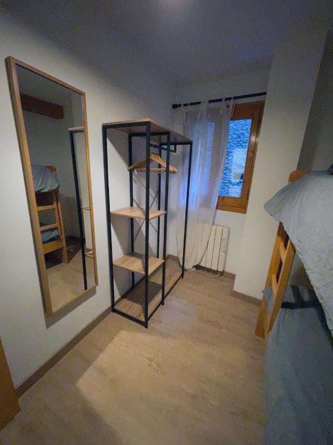 Apartaments Albinana Llavorsí Buitenkant foto